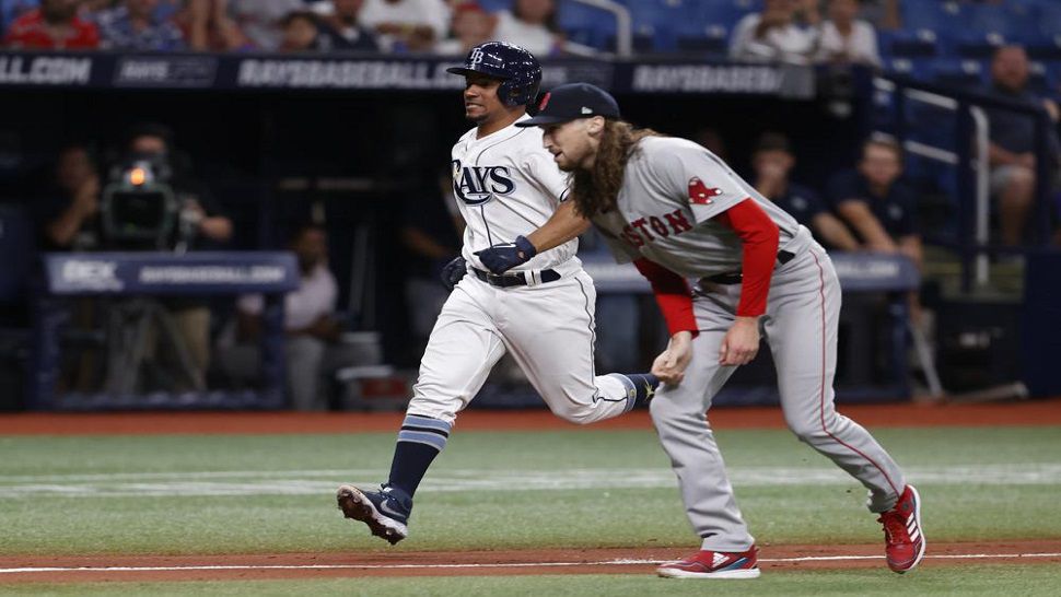 Rays capitalize on Red Sox errors in 32 win