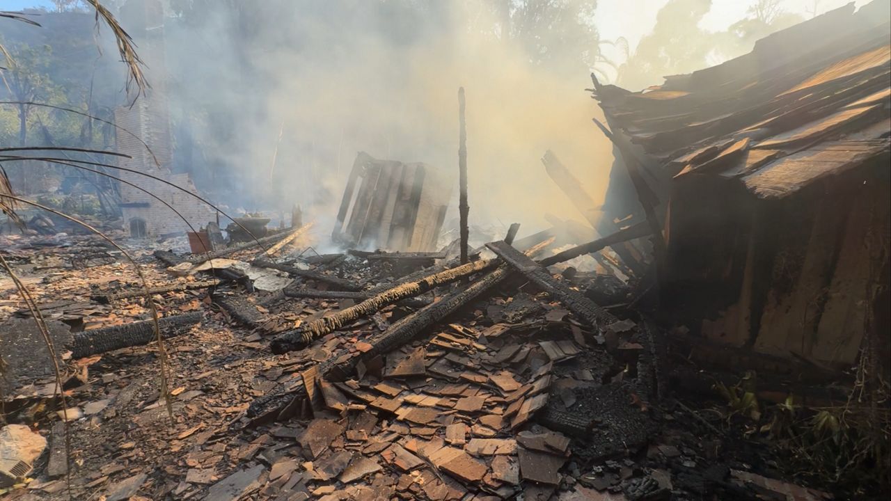 Seeking safety in Serra Retreat during the Franklin Fire