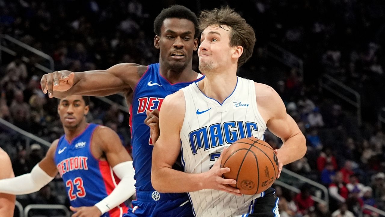 Magic pull away to beat Pistons 111 99