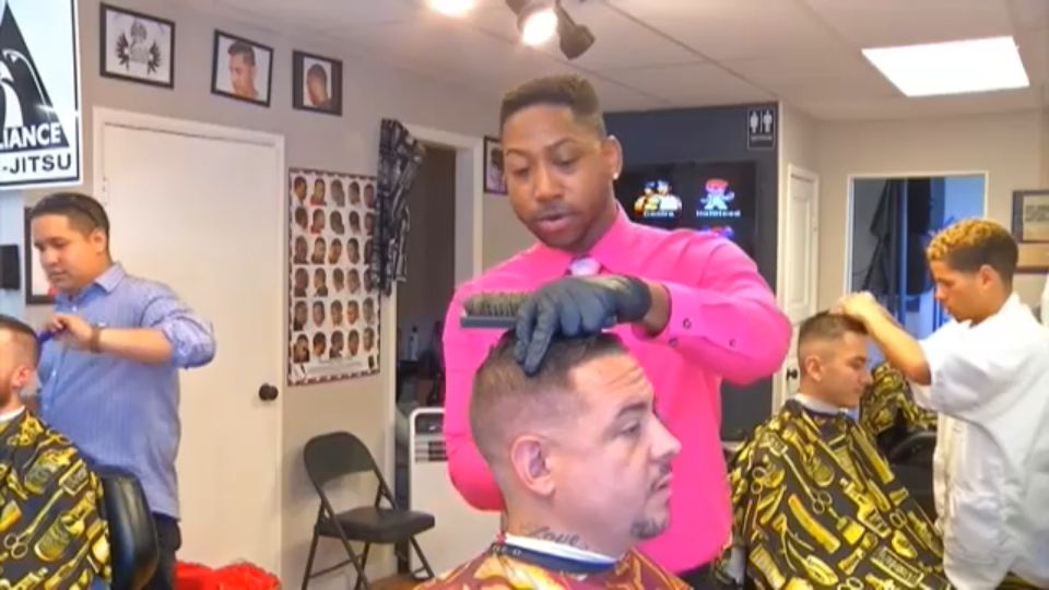 Saratoga Barbers Aim To Give Out 300 Free Haircuts