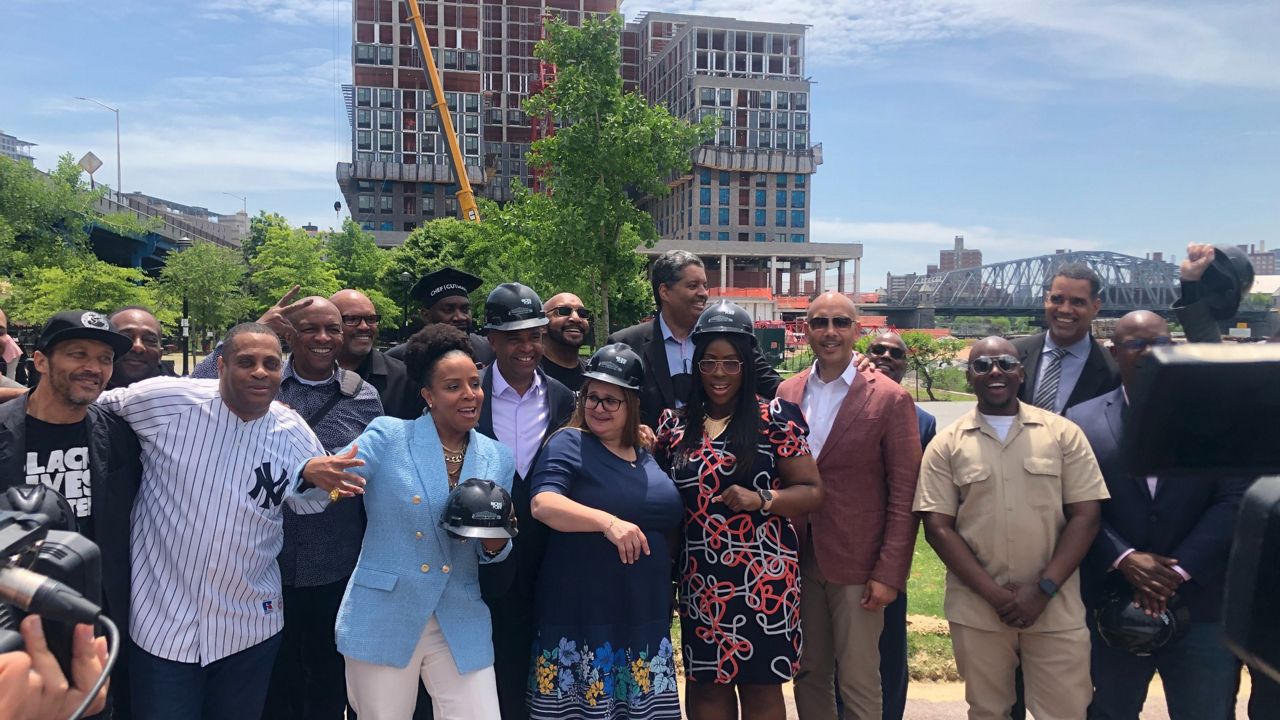 Universal Hip Hop Museum marks topping-off ceremony
