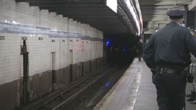 Man Fatally Struck By F Train In Manhattan