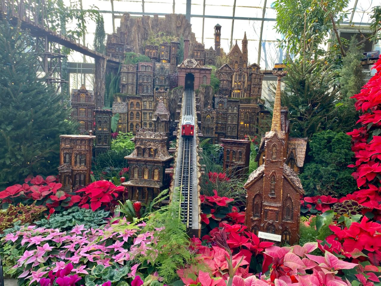 Krohn Conservatory comes to life for holiday season