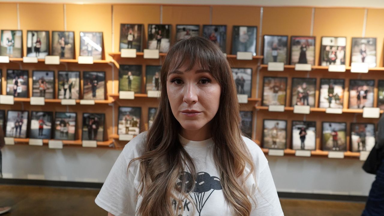 Gabi Deaton spreading overdose awareness with photo project - Vimarsana News