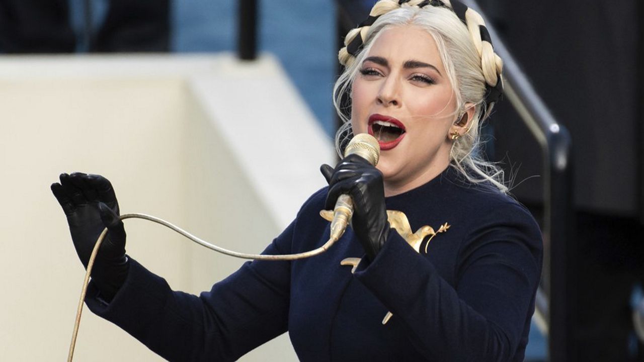  Lady Gaga sings the national anthem during President-elect Joe Biden's inauguration at the U.S. Capitol in Washington on Jan. 20, 2021. (Saul Loeb(Saul Loeb/Pool Photo via AP)