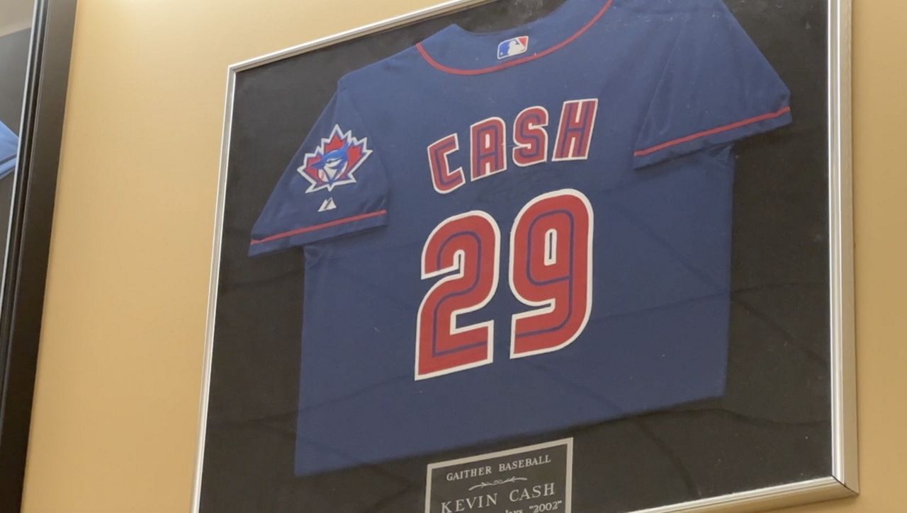 Kevin Cash's Gaither High roots inspire young Tampa baseball players