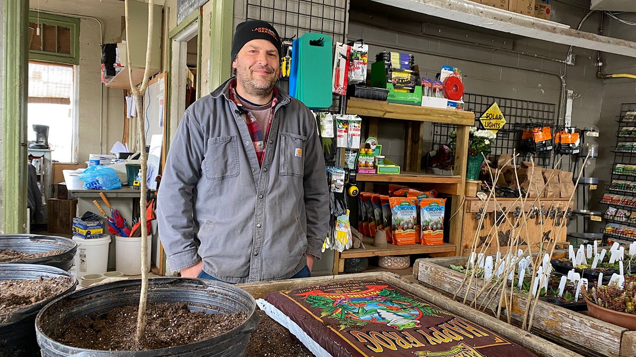 Ohio garden center works through challenges from inflation - Vimarsana News