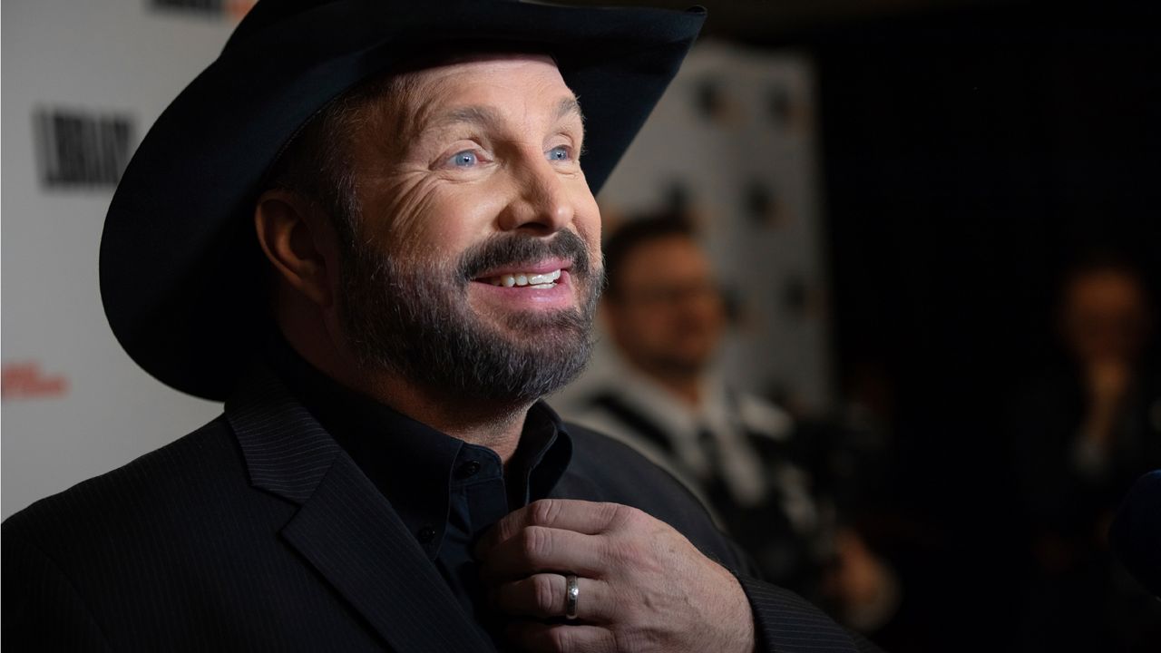 garth brooks, Other