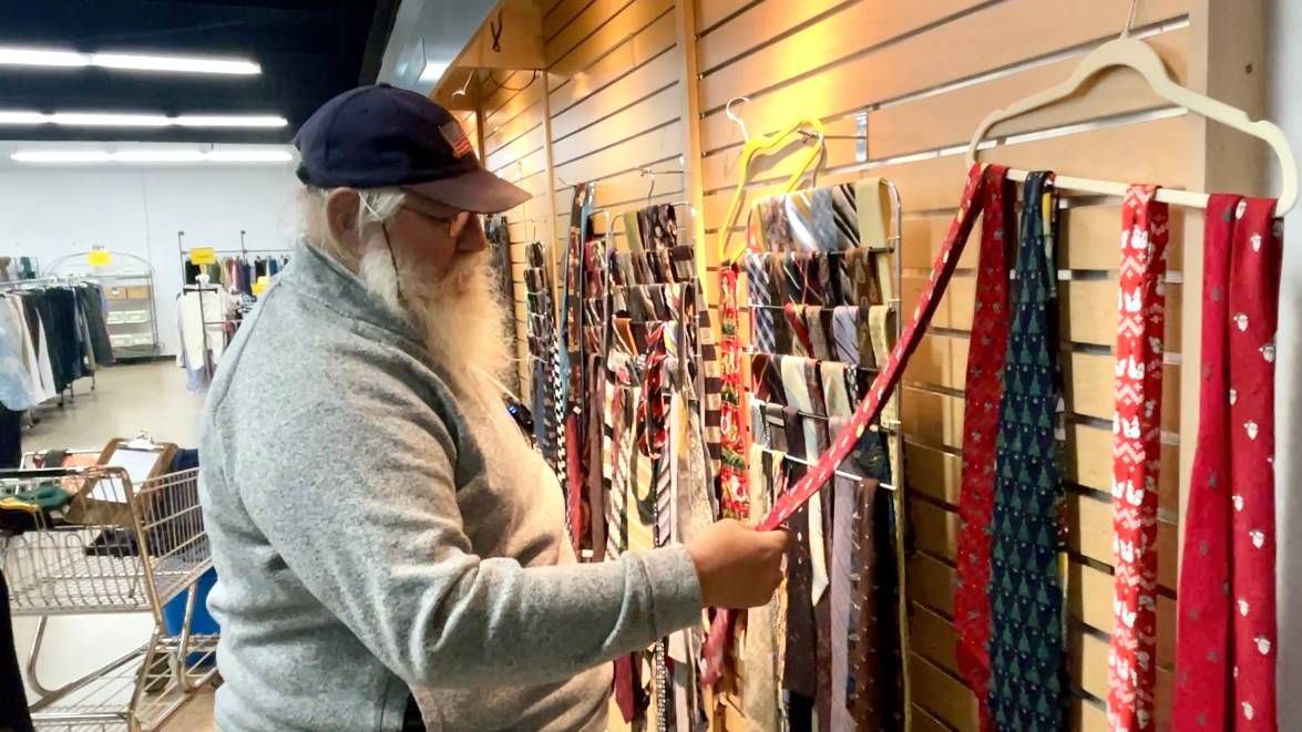 U.S. Air Force veteran Dale Hester lost everything in a house fire a couple years ago.