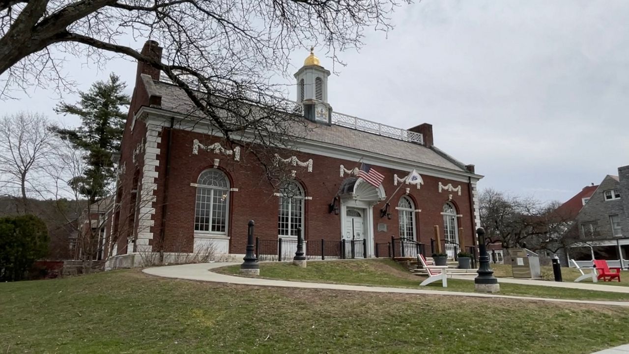 Great Barrington libraries set to remove overdue fees