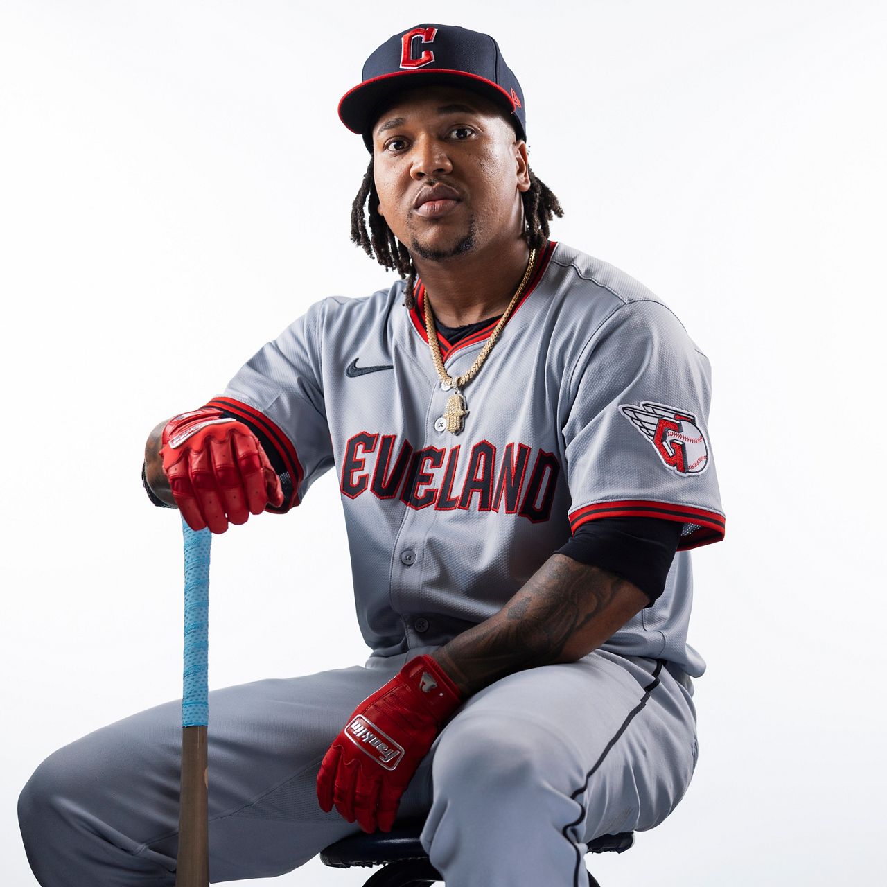Cleveland Guardians unveil changes to uniforms