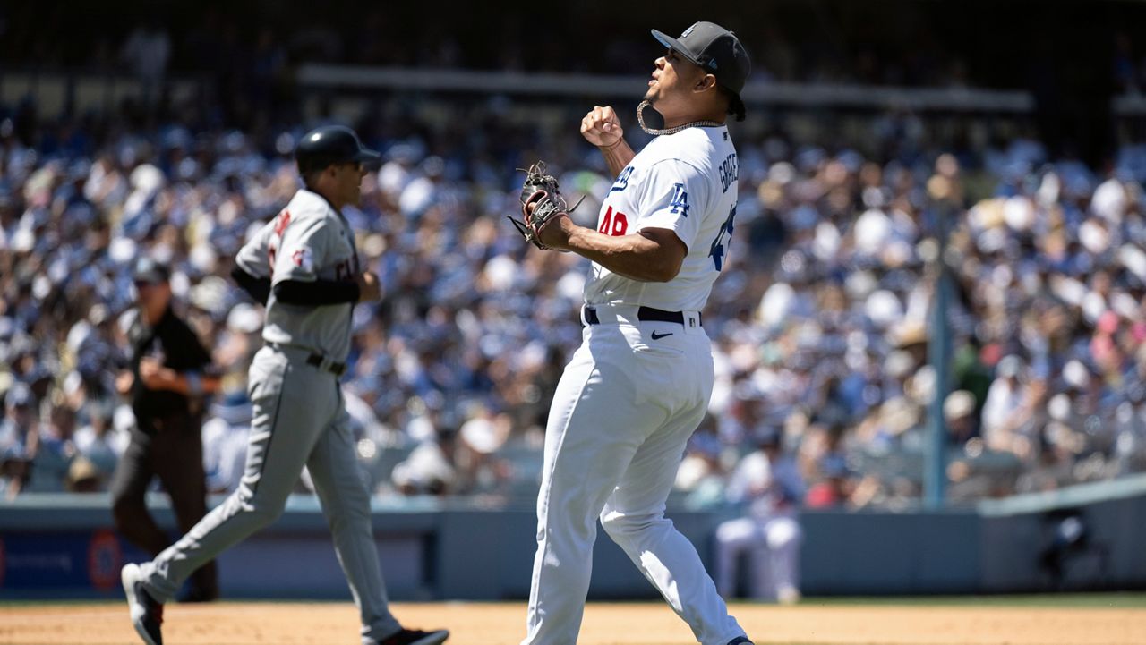 LOS ANGELES, CA - MAY 29: Los Angeles Dodgers relief pitcher