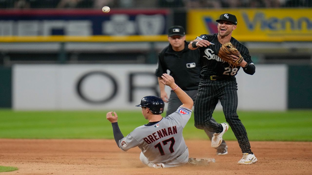Chicago White Sox fall behind early in 4-3 loss