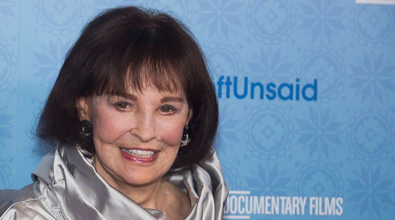 Gloria Vanderbilt Has Died at the Age of 95