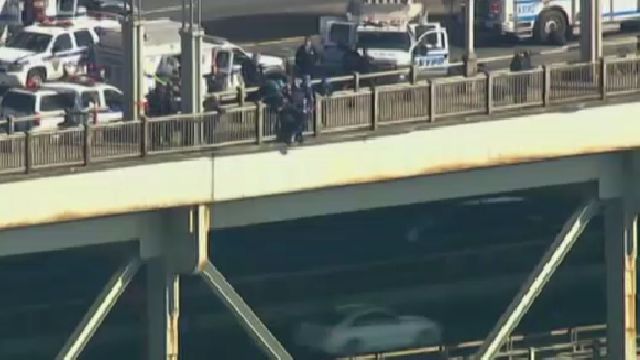 Port Authority: Man in Custody After Armed Standoff on GWB