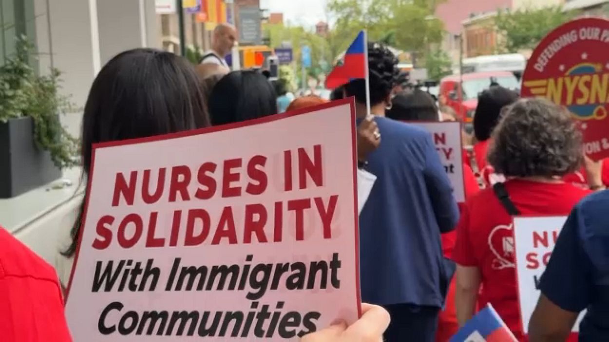El fin del TPS impacta a trabajadores de hospitales de NY