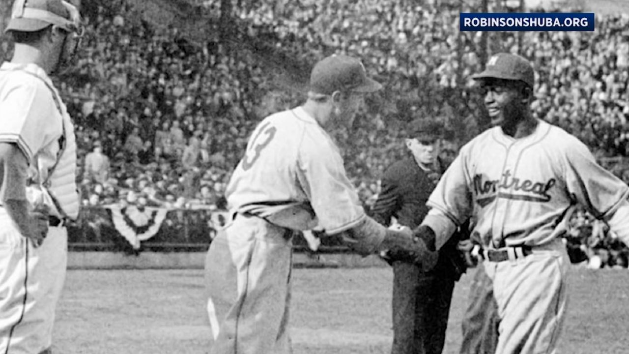 Breaking Barriers - Jackie Robinson as a player on Montreal Royals 