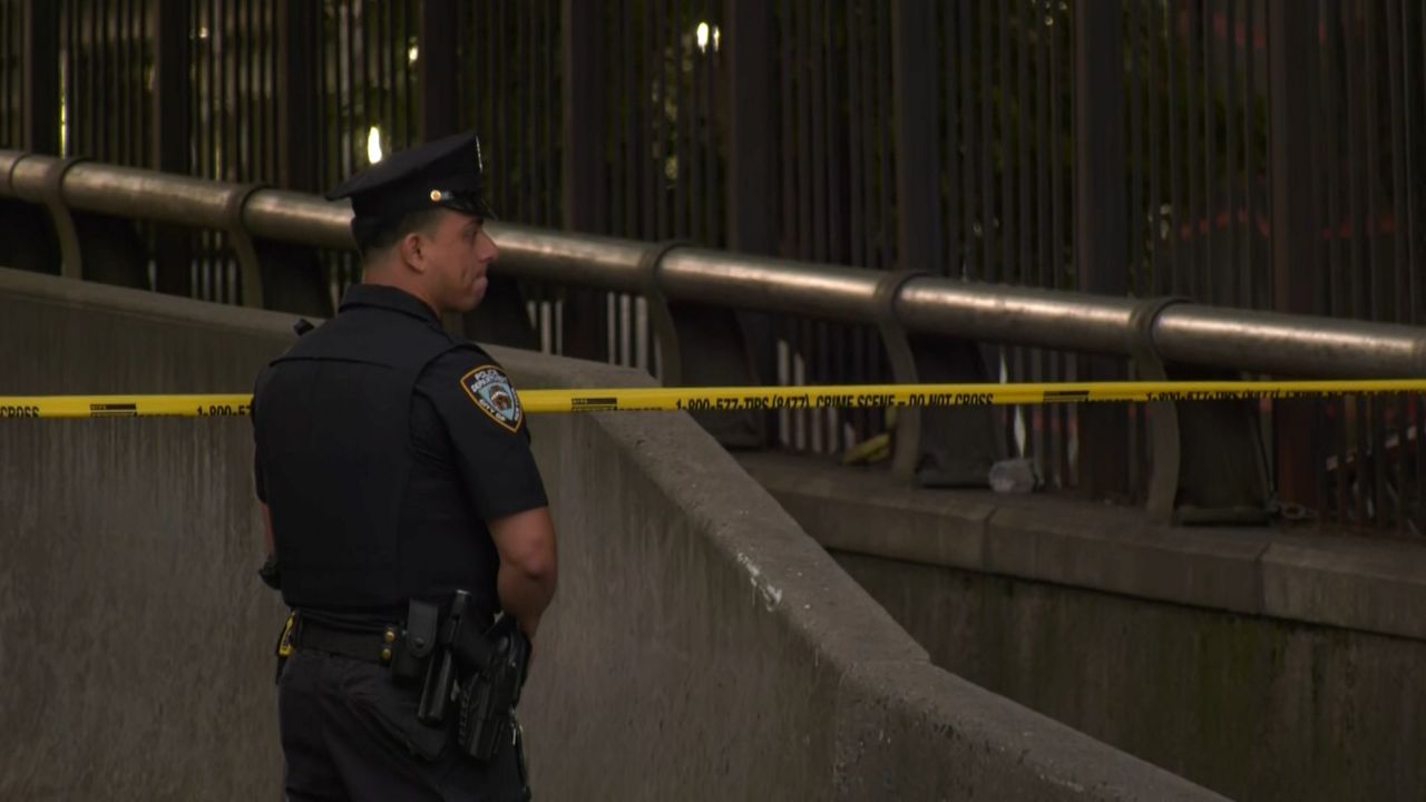 9 shot, 1 dead, after shooting in Harlem NYPD