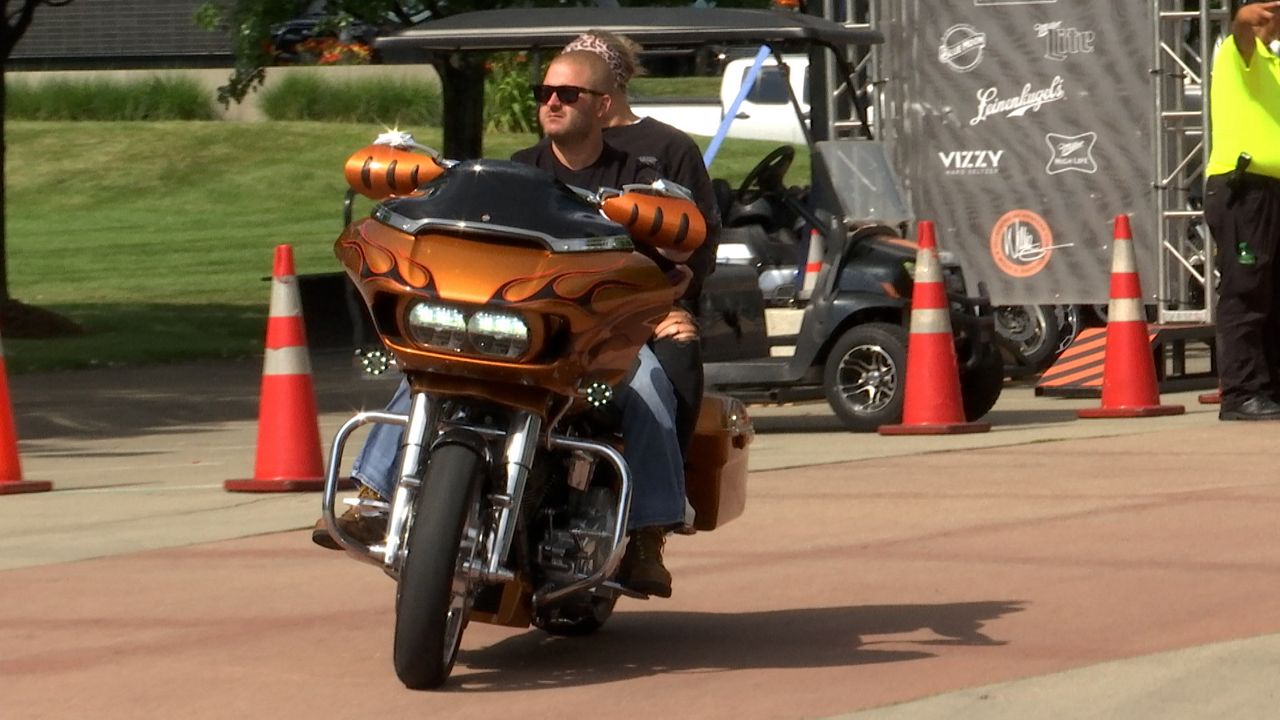 Harley-Davidson brings back factory tours