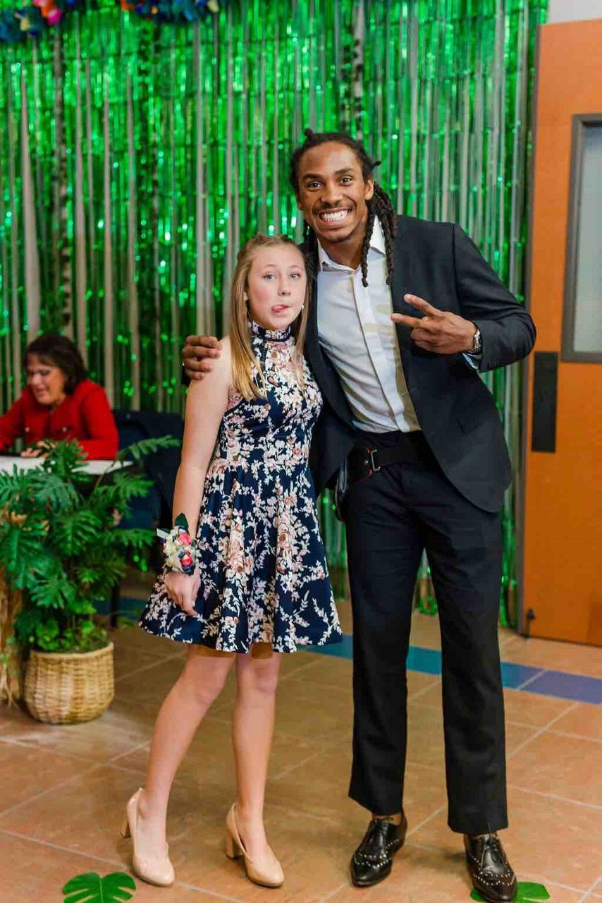 NFL player takes 11-year-old Pflugerville girl to daddy-daughter dance