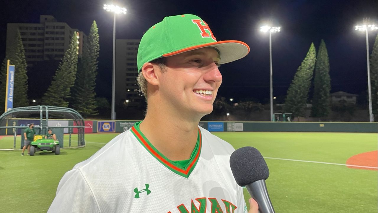 Cal Poly ace Drew Thorpe outlasts Hawaii baseball team