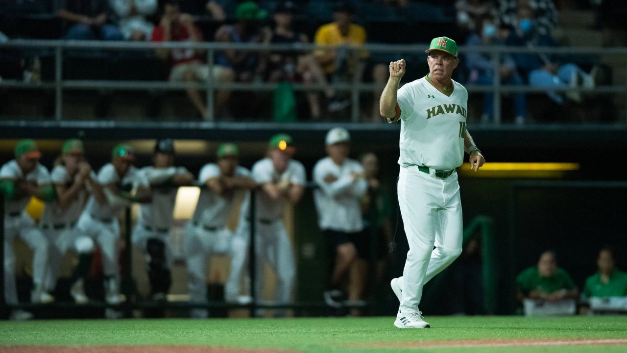 Washington State spoils Rich Hill's Hawaii baseball debut