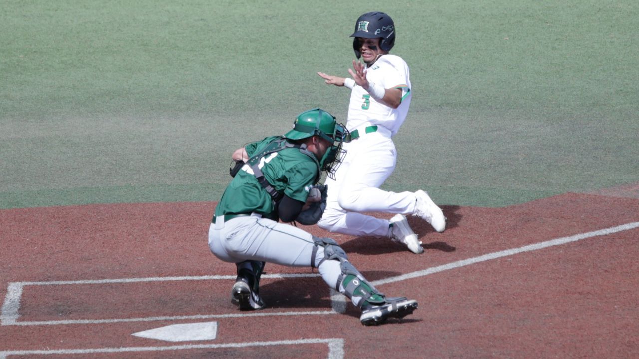 Abshier named Big West baseball pitcher of the week