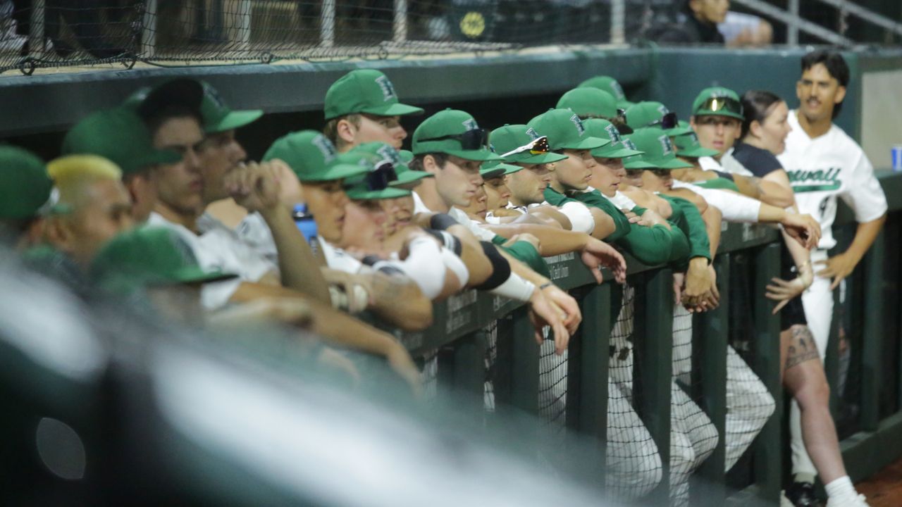 Hawaii, seen in 2023's opening series against Wright State, lost via walkoff for the first time in 2023 at Cal State Fullerton on Friday night.