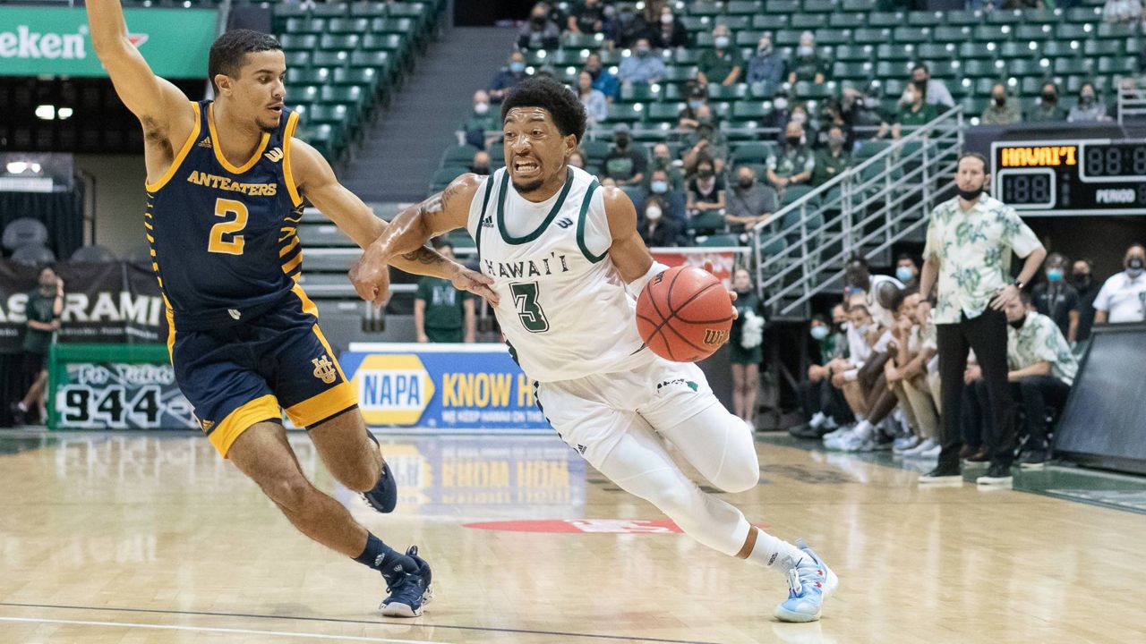 Point guard JoVon McClanahan and coach Eran Ganot, right, will take a three-game detour to the North Shore of Oahu in the middle of Hawaii's nonconference schedule around Thanksgiving week.