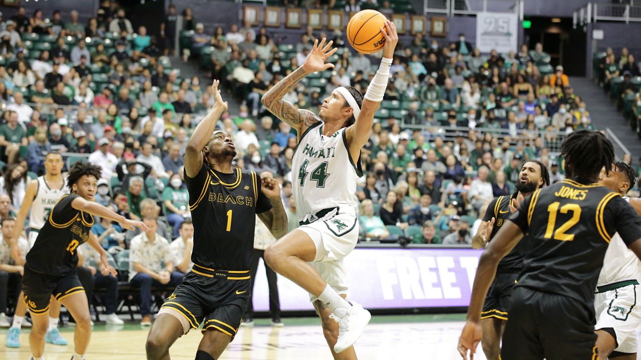 UC Irvine defeats Hawaii men's basketball team at Bren