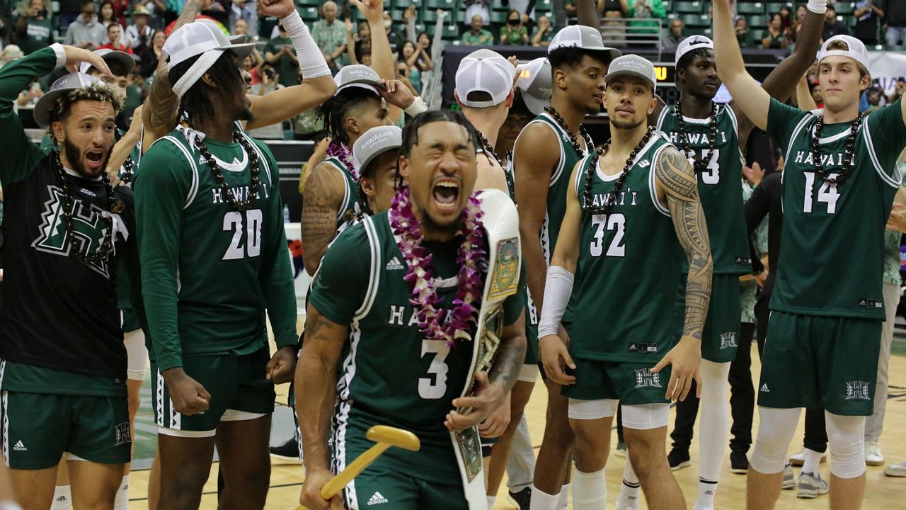 Hawaii guard JoVon McClanahan yelled in jubilation after hitting the game-winning 3-pointer against SMU and being named the Hawaiian Airlines Diamond Head Classic Most Outstanding Player.