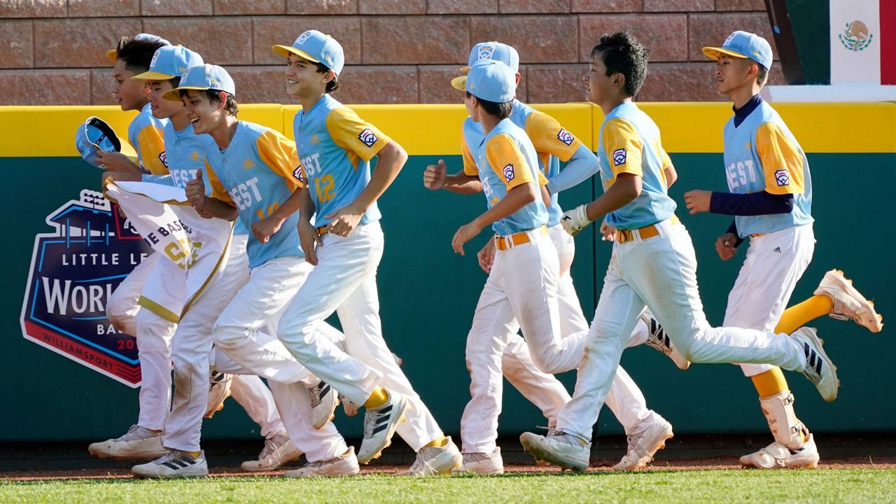 Hawaii wins Little League title, beating Curacao 13-3