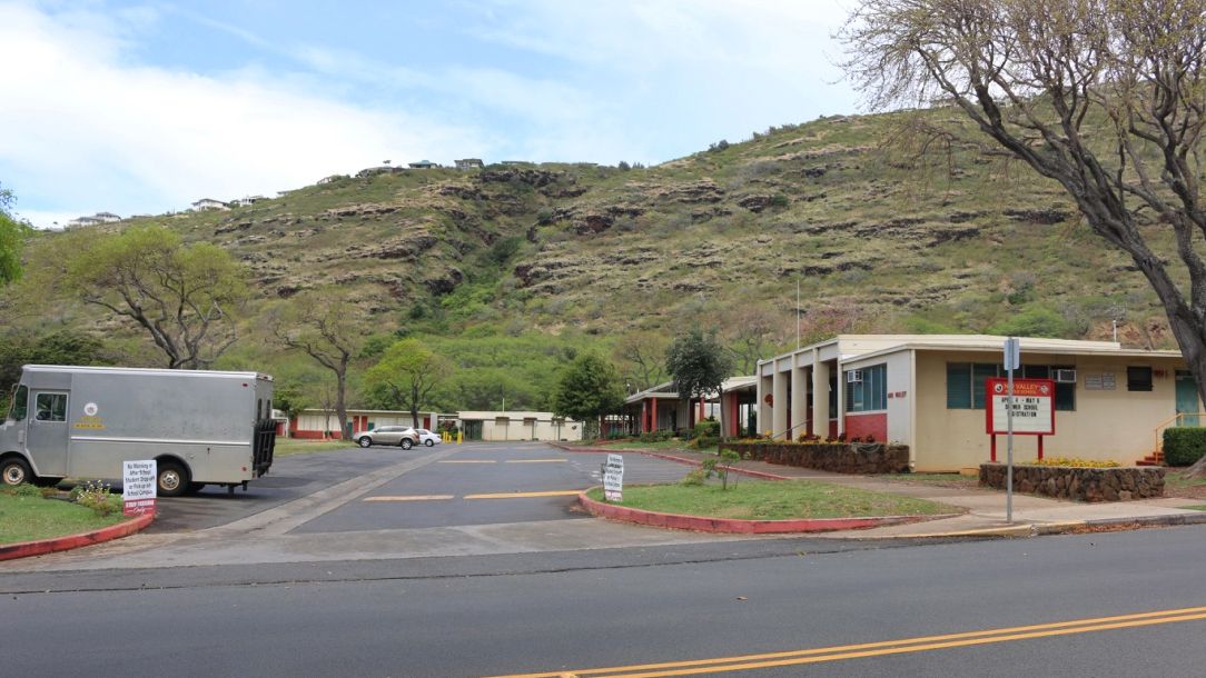 Niu Valley Middle School (Wiki Commons)
