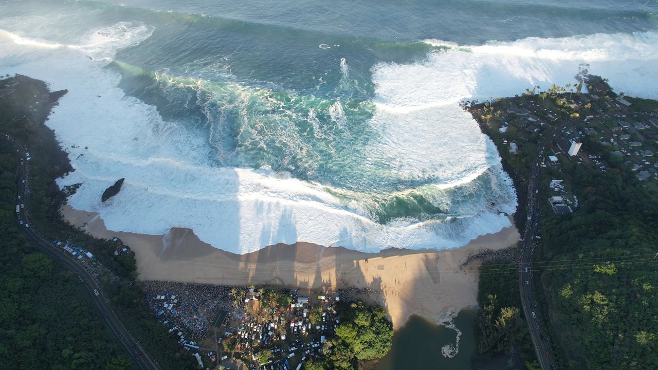 Waimea Bay pictured during the 2023 Eddie. (AP Photo/Clark Little)