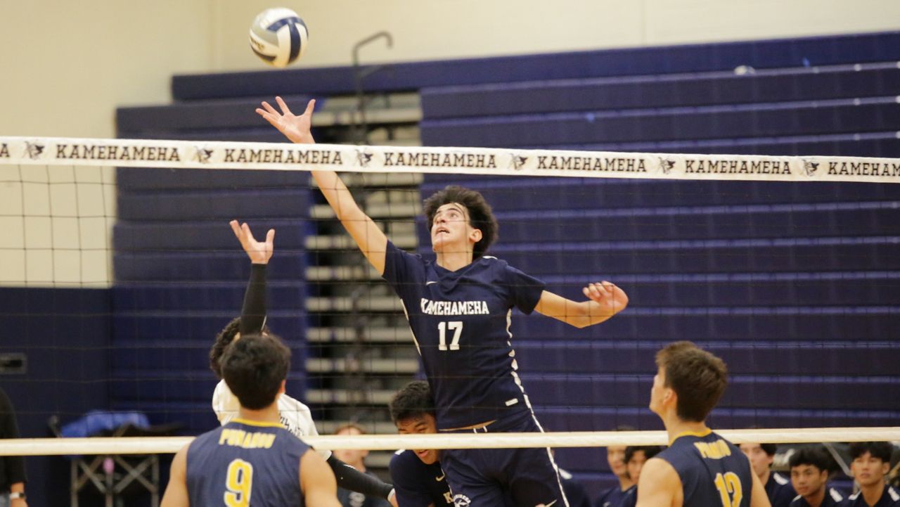 Punahou reverse sweeps Kamehameha in ILH volleyball