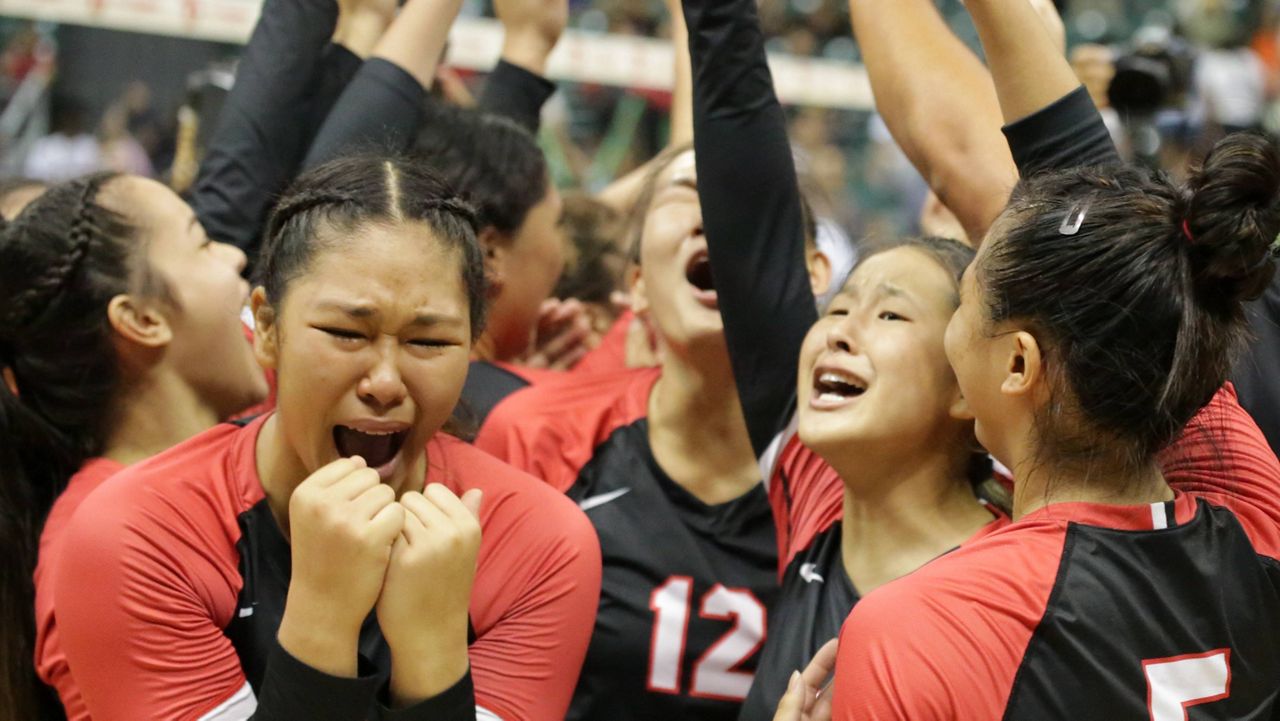 Iolani players reacted to winning their school's fourth all-time HHSAA Division I volleyball championship and first since 2018.