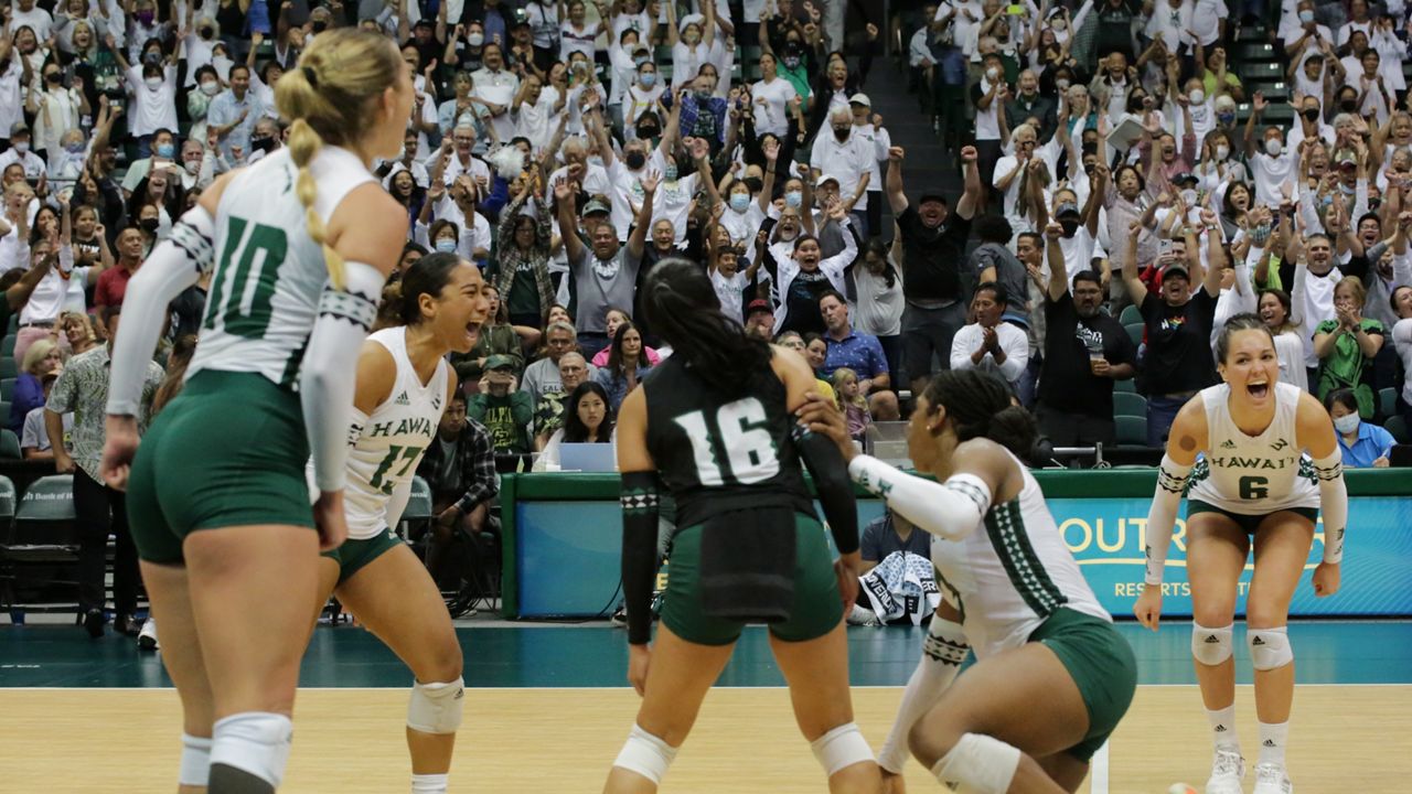 Kate Lang, Talia Edmonds, Tayli Ikenaga, Amber Igiede, Riley Wagoner and Braelyn Akana (not pictured) completed a dramatic four-set victory over Cal Poly as fans celebrated on Friday night at SimpliFi Arena.