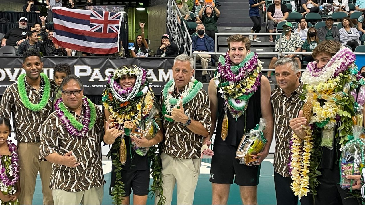 Hawaii men's volleyball rallies to beat UCSB in 5