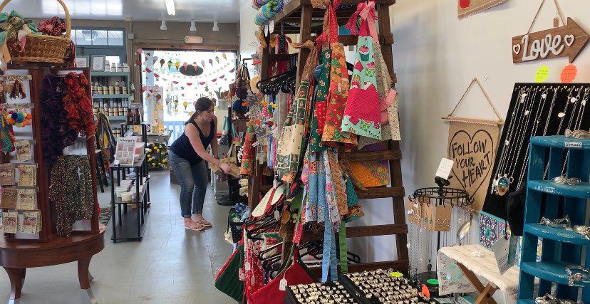 Heart of Hilton: The Craft Show That Never Closes - Spectrum News