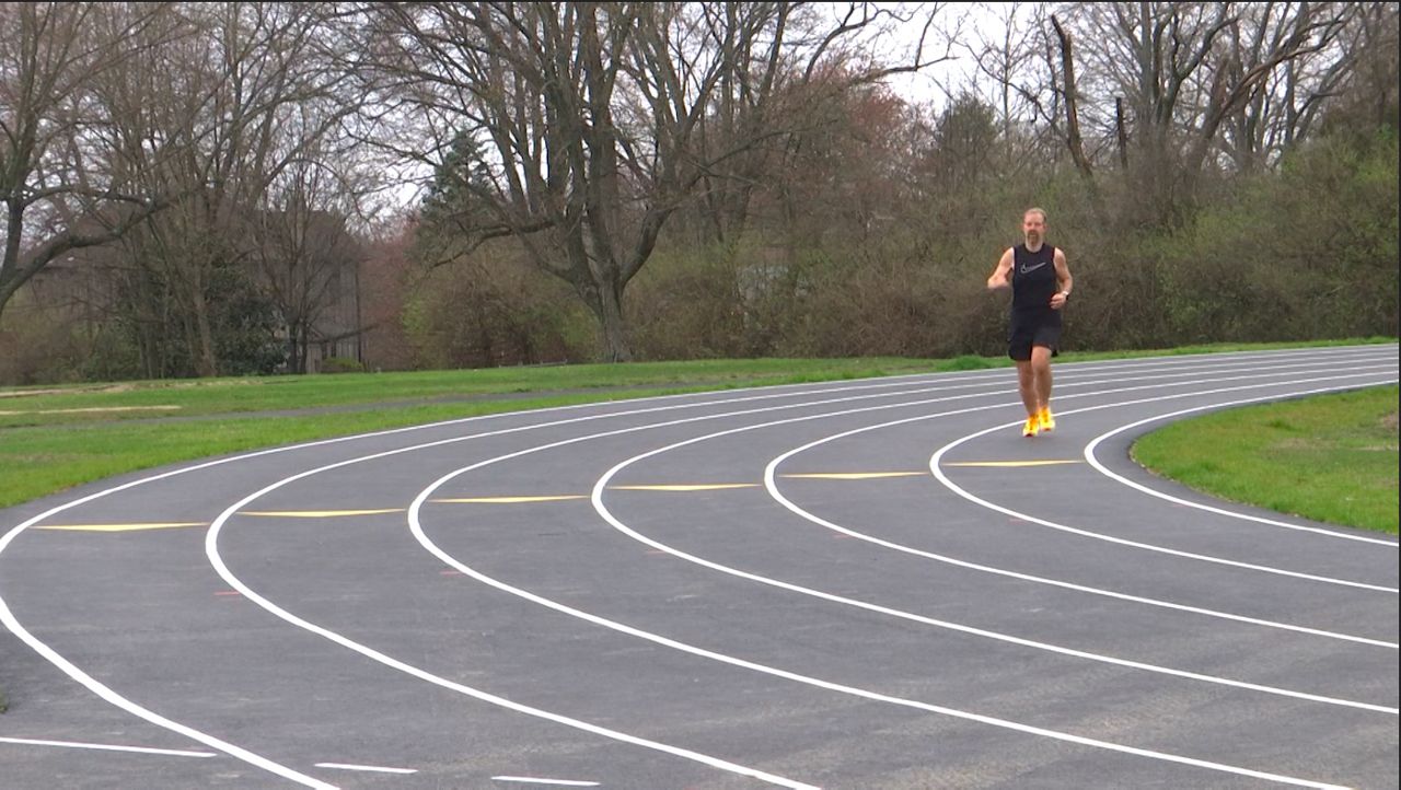 Runner survives heart failure, runs AHA Heart Mini Marathon