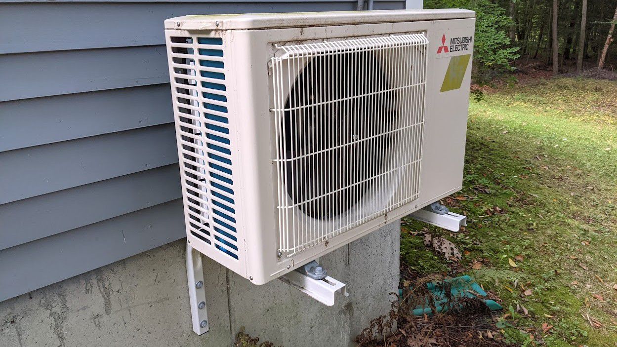 https://s7d2.scene7.com/is/image/TWCNews/heat_pump_05062022