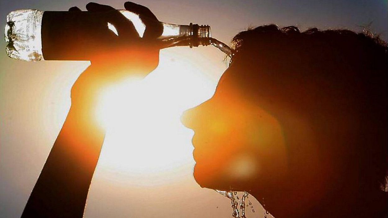More hot temperatures are becoming likely late next week. (File Photo)
