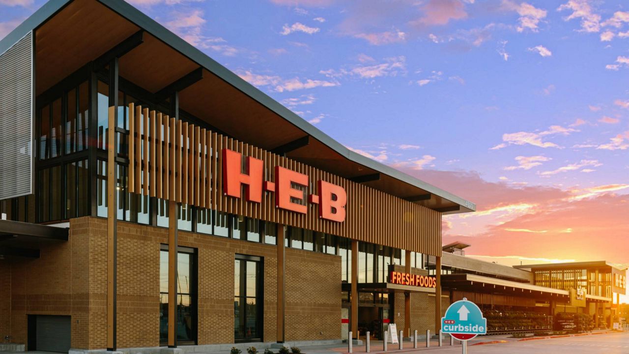 H-E-B opened its first store in North Texas on Wednesday to thousands of shoppers. (Courtesy H-E-B)