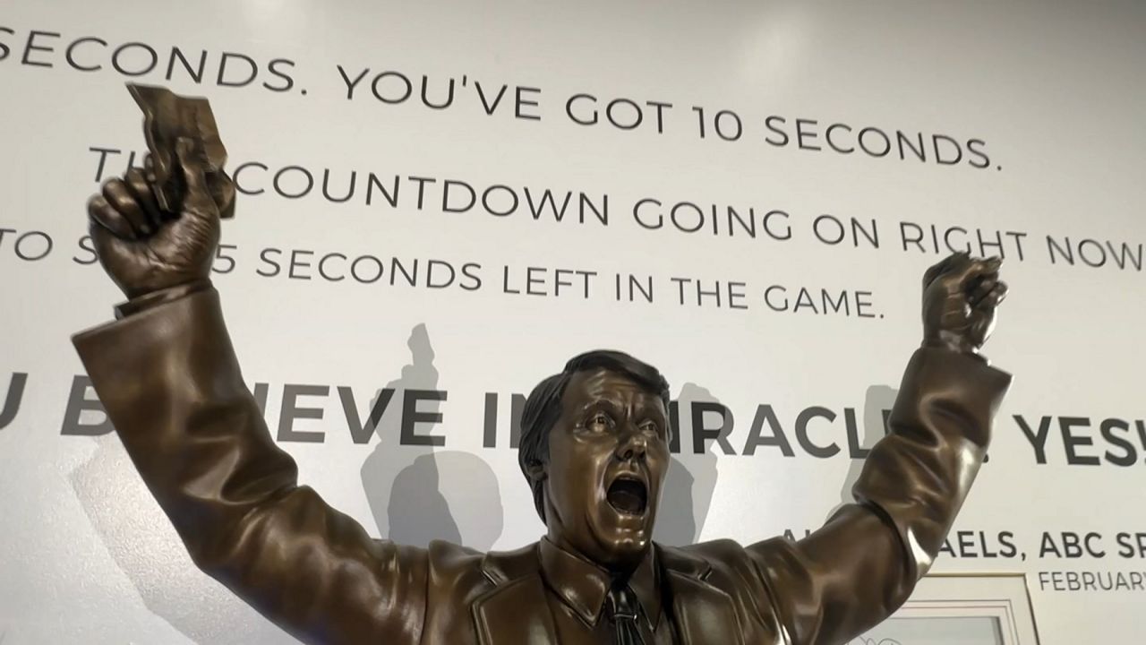 1980 U.S. hockey coach Brooks honored with statue