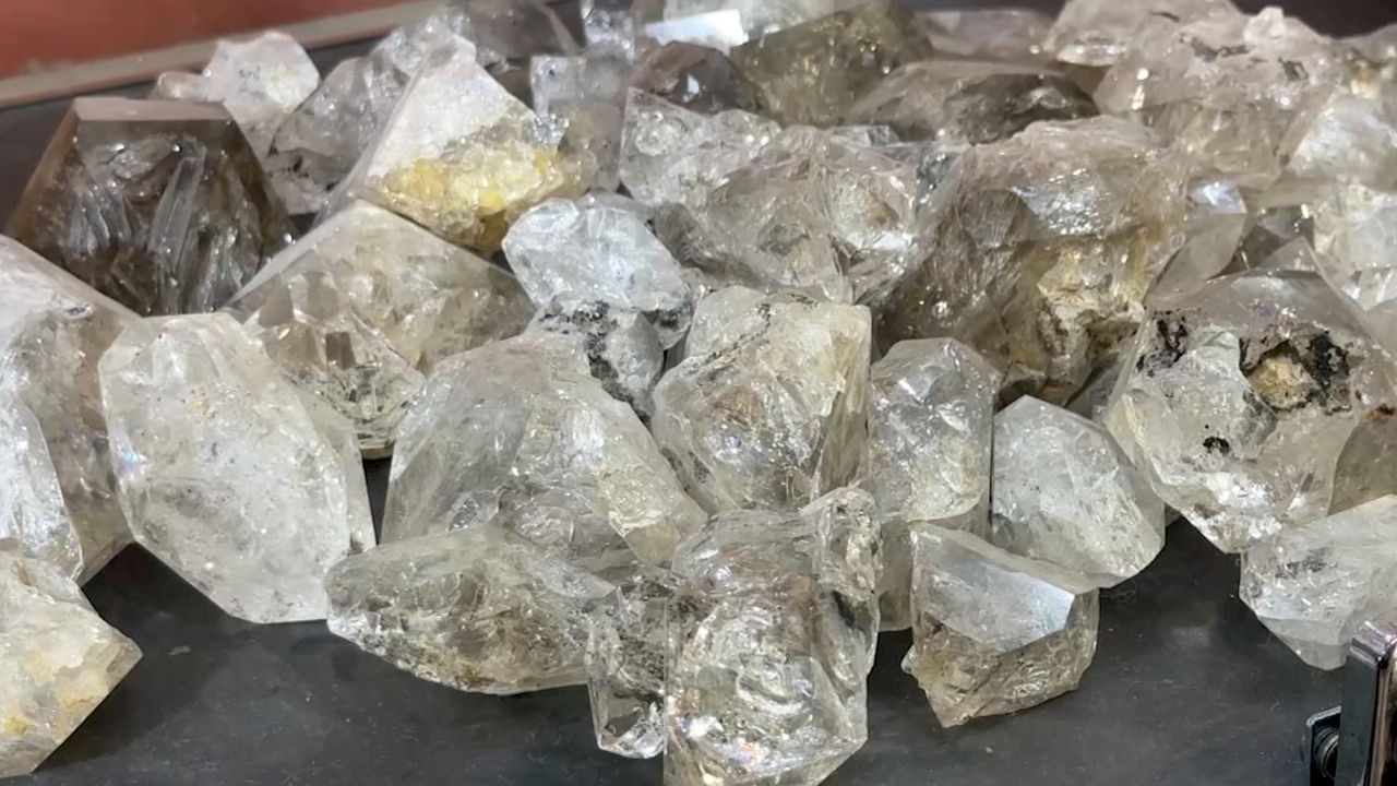 Small Herkimer Diamond Pay Dirt (2lbs) — Diamond Mountain Mining, Ltd.