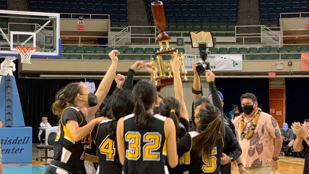 Iolani wins third consecutive HHSAA girls basketball title