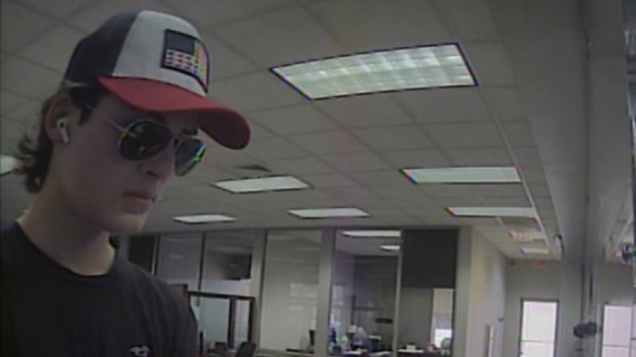Hillsborough Sheriff Searching For Bank Robbery Suspect 2035