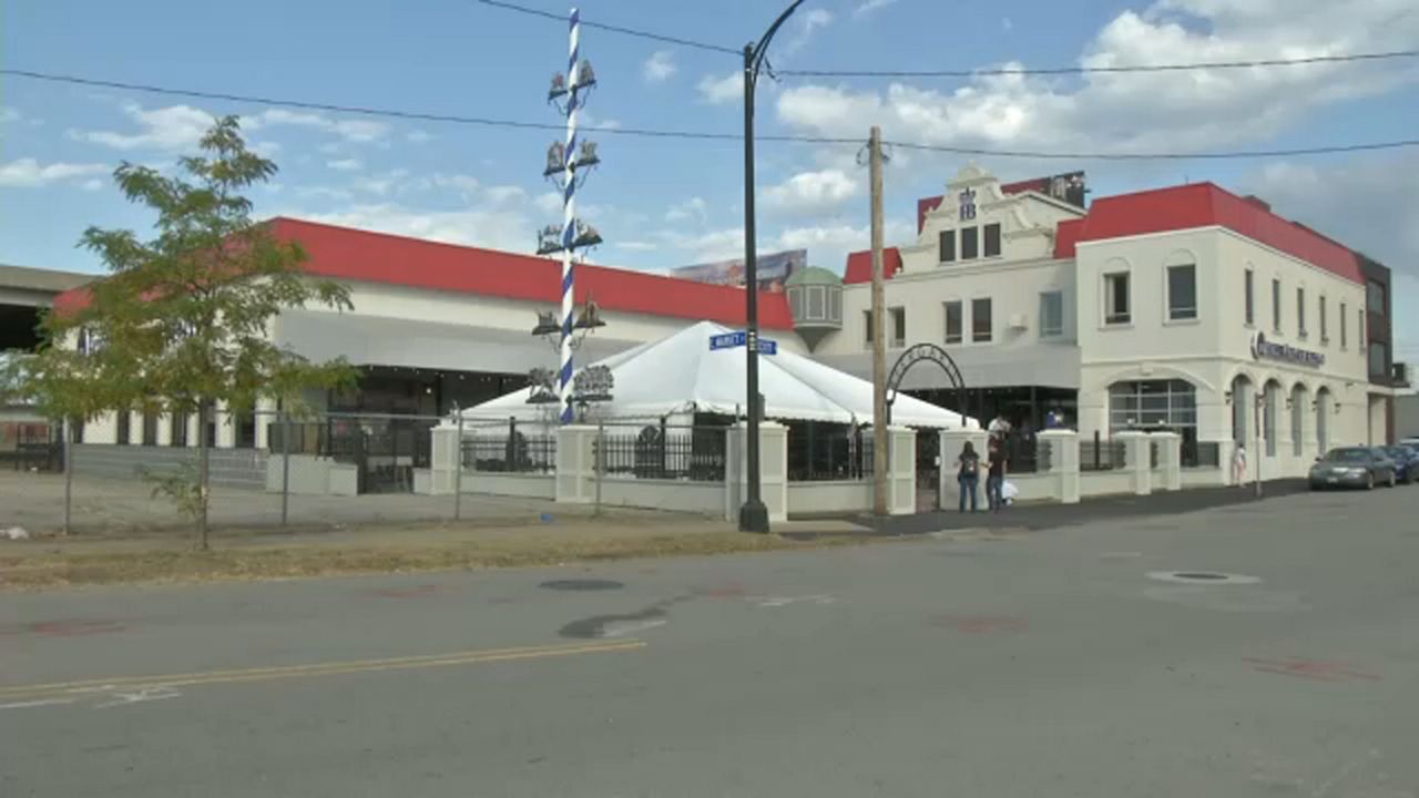 Authentic German Restaurant Hofbrauhaus Buffalo Opens