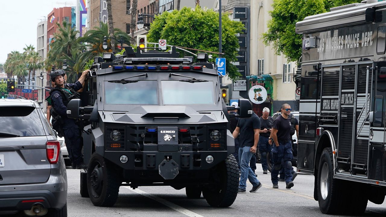 Man arrested after confrontation near Hollywood Farmers Market