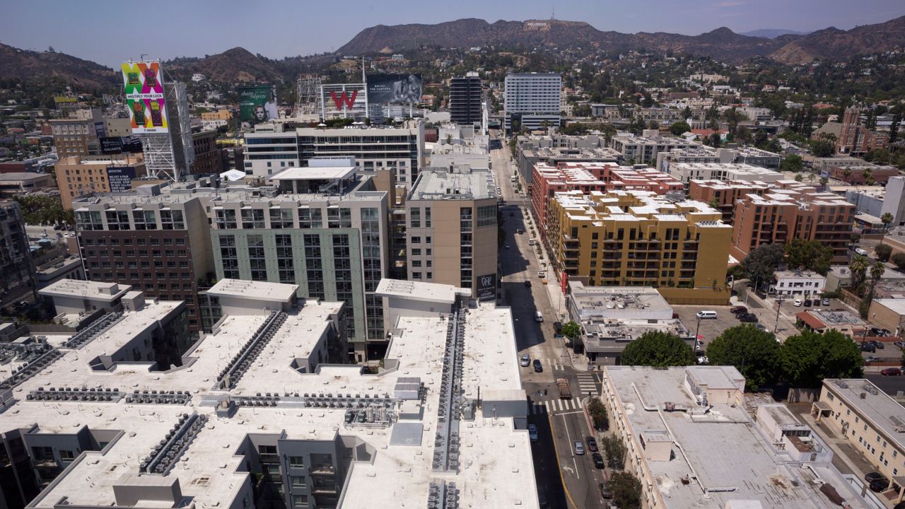 洛杉矶将就对受租金管制的住房单位提议的租金上涨进行投票